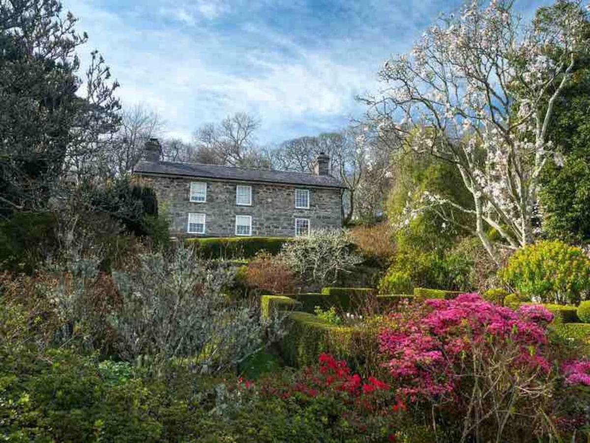 1 Bryn Tirion Uchaf Villa Пълхели Екстериор снимка